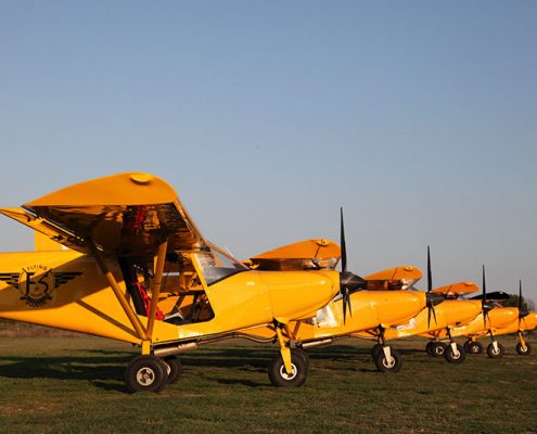 avion-jaune-flyingsafari-frejus