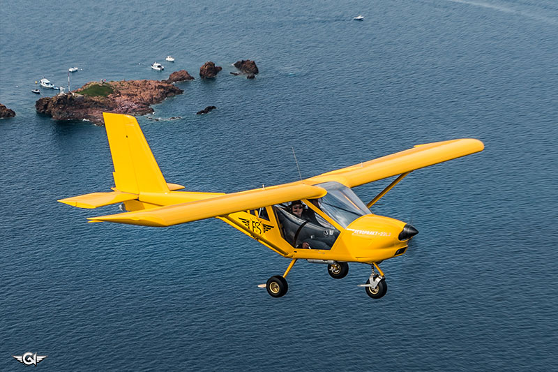 avion-jaune-flyingsafari-var