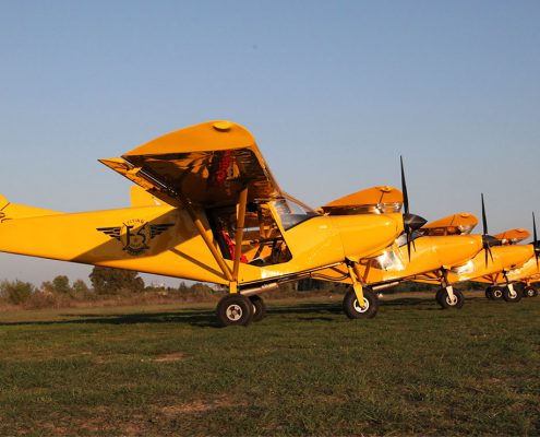 avion-jaune-var